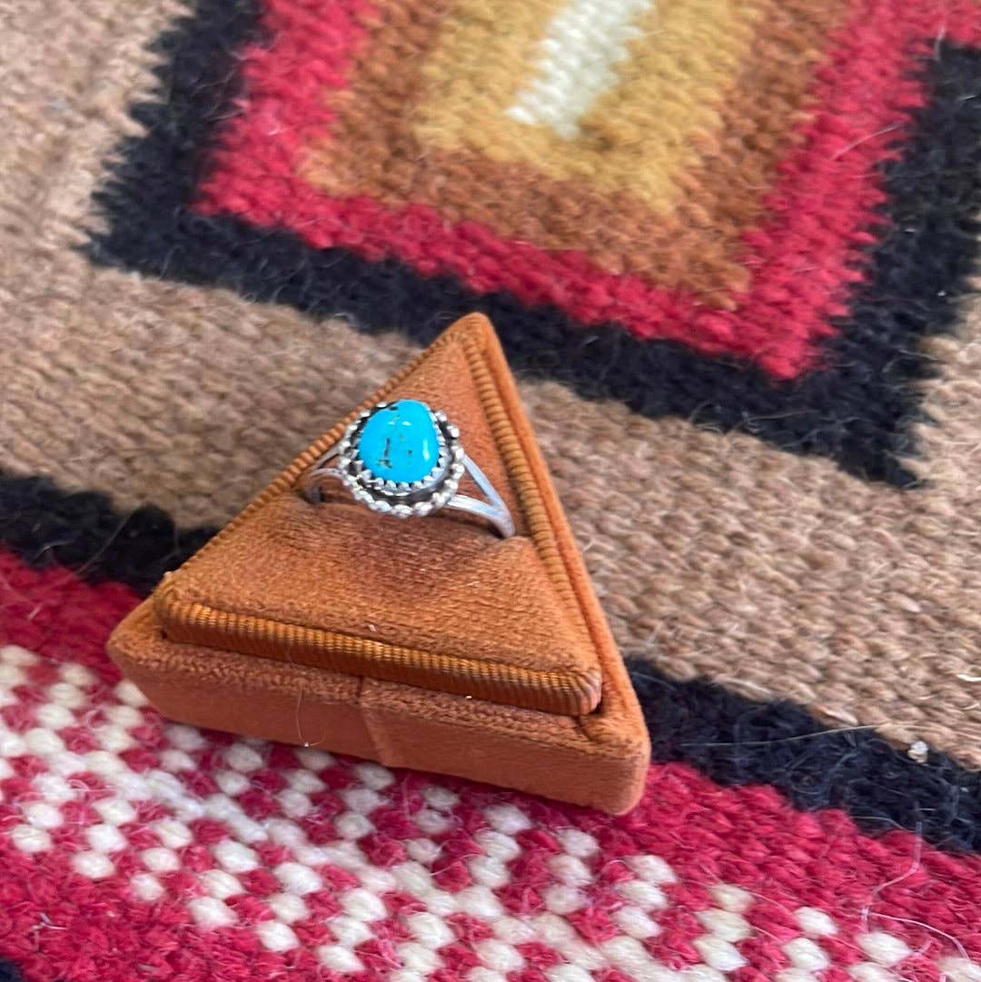 Navajo Single Stone Turquoise Sterling Silver Ring: 7 Ring 121