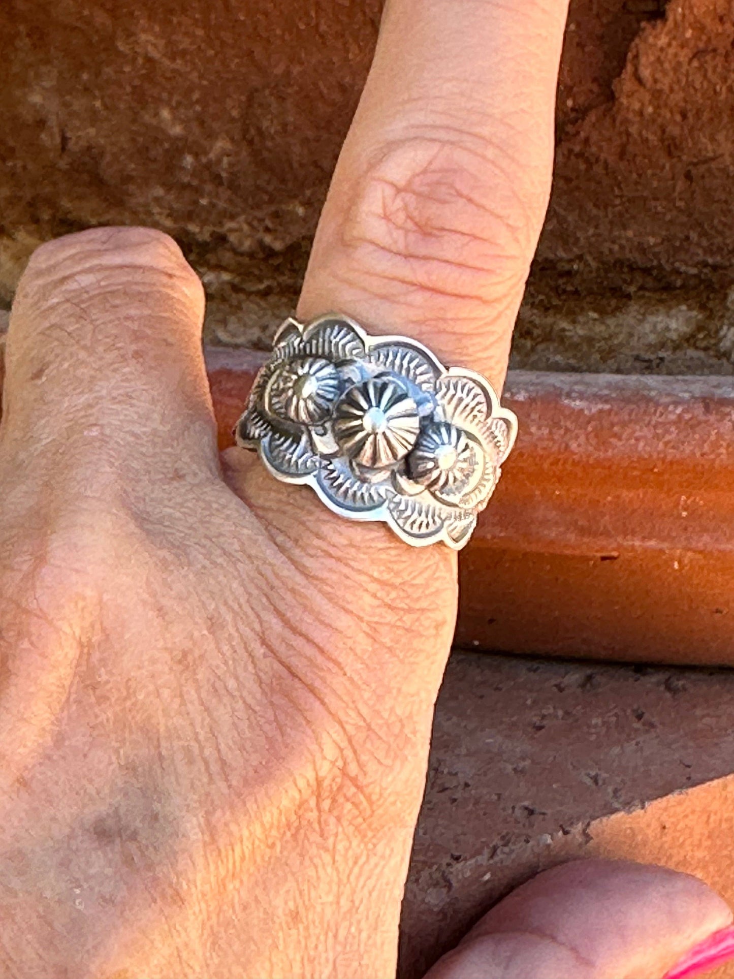 The Cassidy Sterling Flower Cigar Band Ring: 7 Ring 112