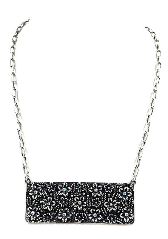 Western Flower Stone Metal Plate Necklace: TURQUOISE