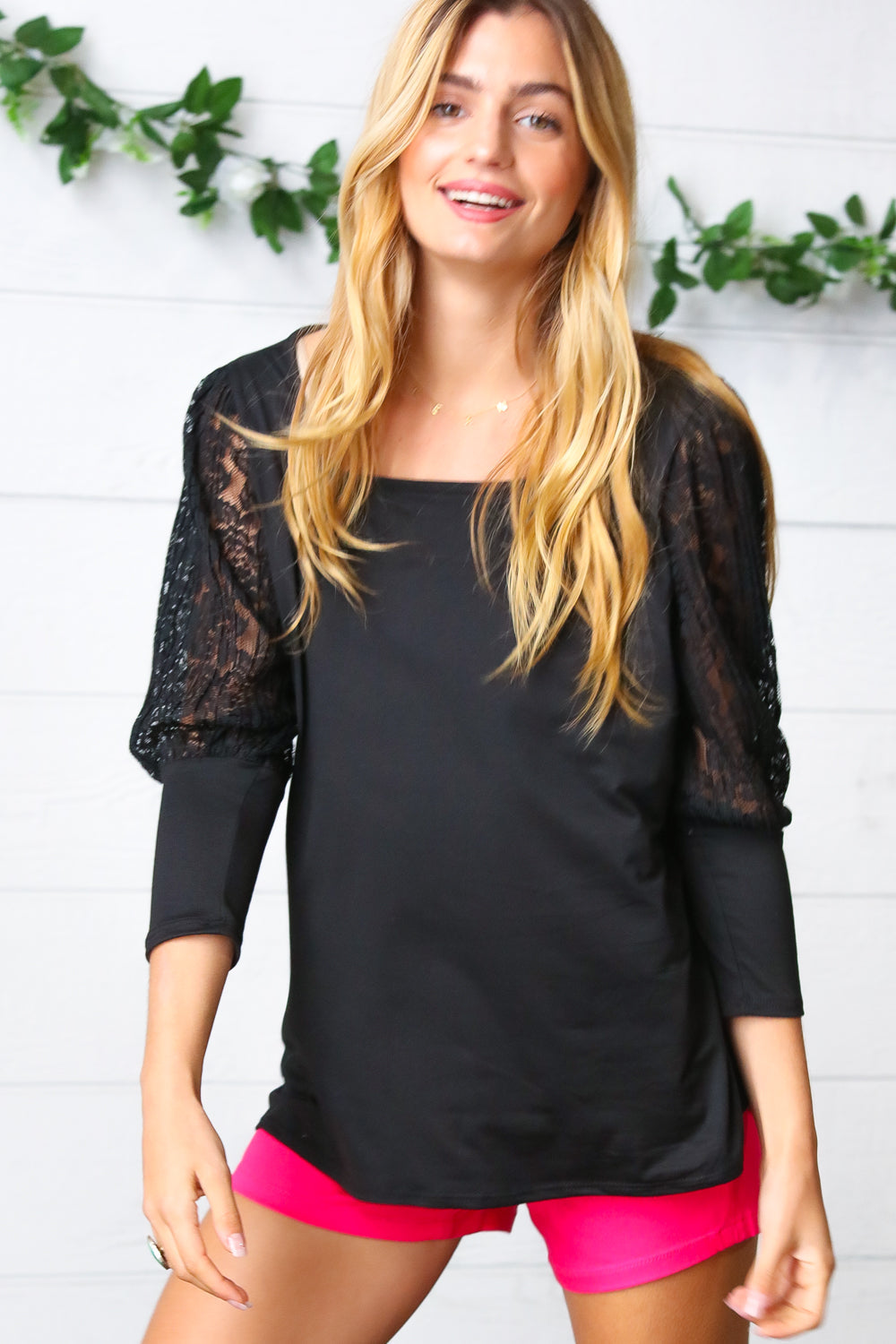 Black Lace Three Quarter Bubble Sleeve Top