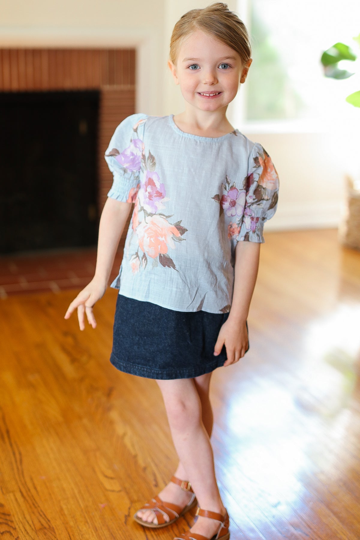 Kids Blue Floral Ruche Sleeve Key Hole Button Back Blouse