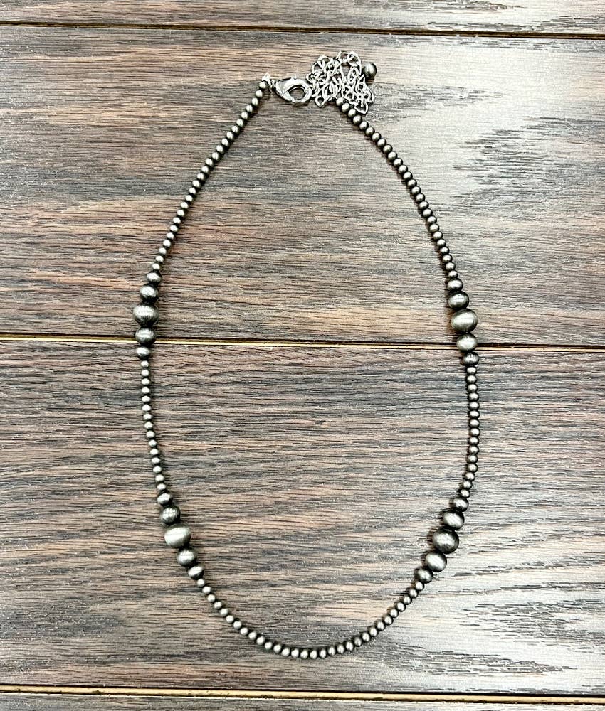 735688, 22" Western Bead Necklace