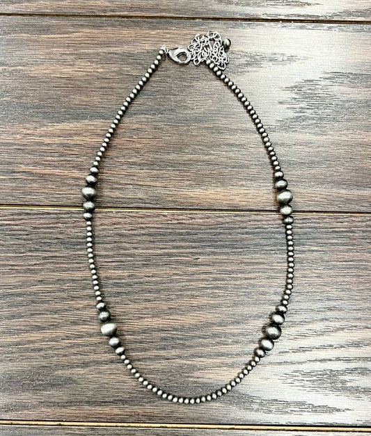 735688, 22" Western Bead Necklace