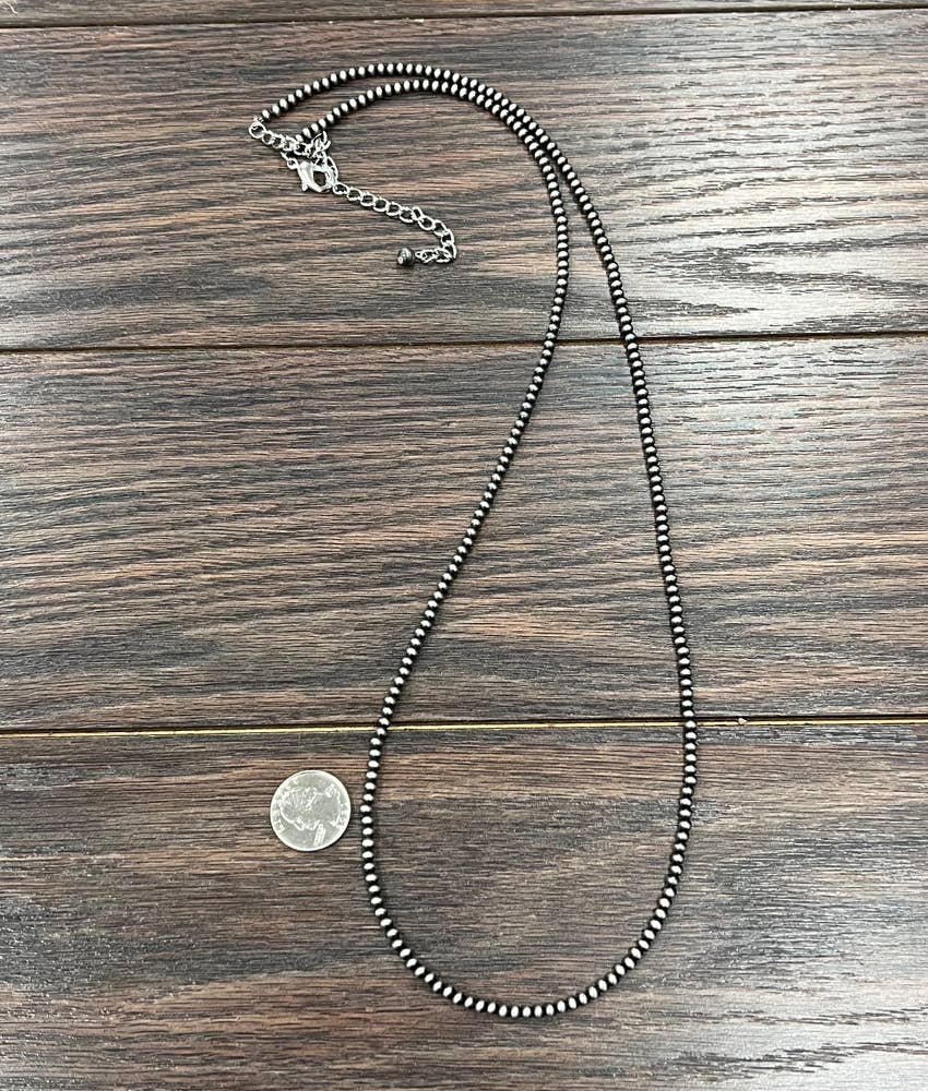 735134, Handmade Navajo Bead Necklace