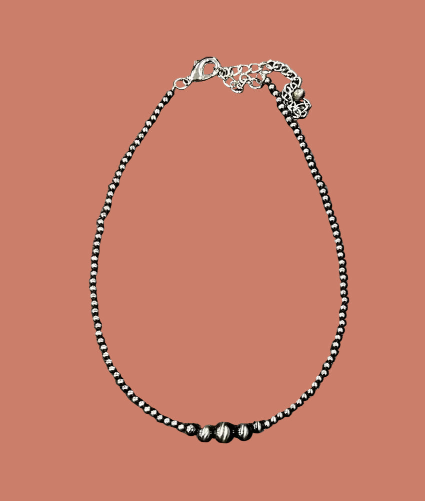 738135, 15" Polish Western Bead Necklace