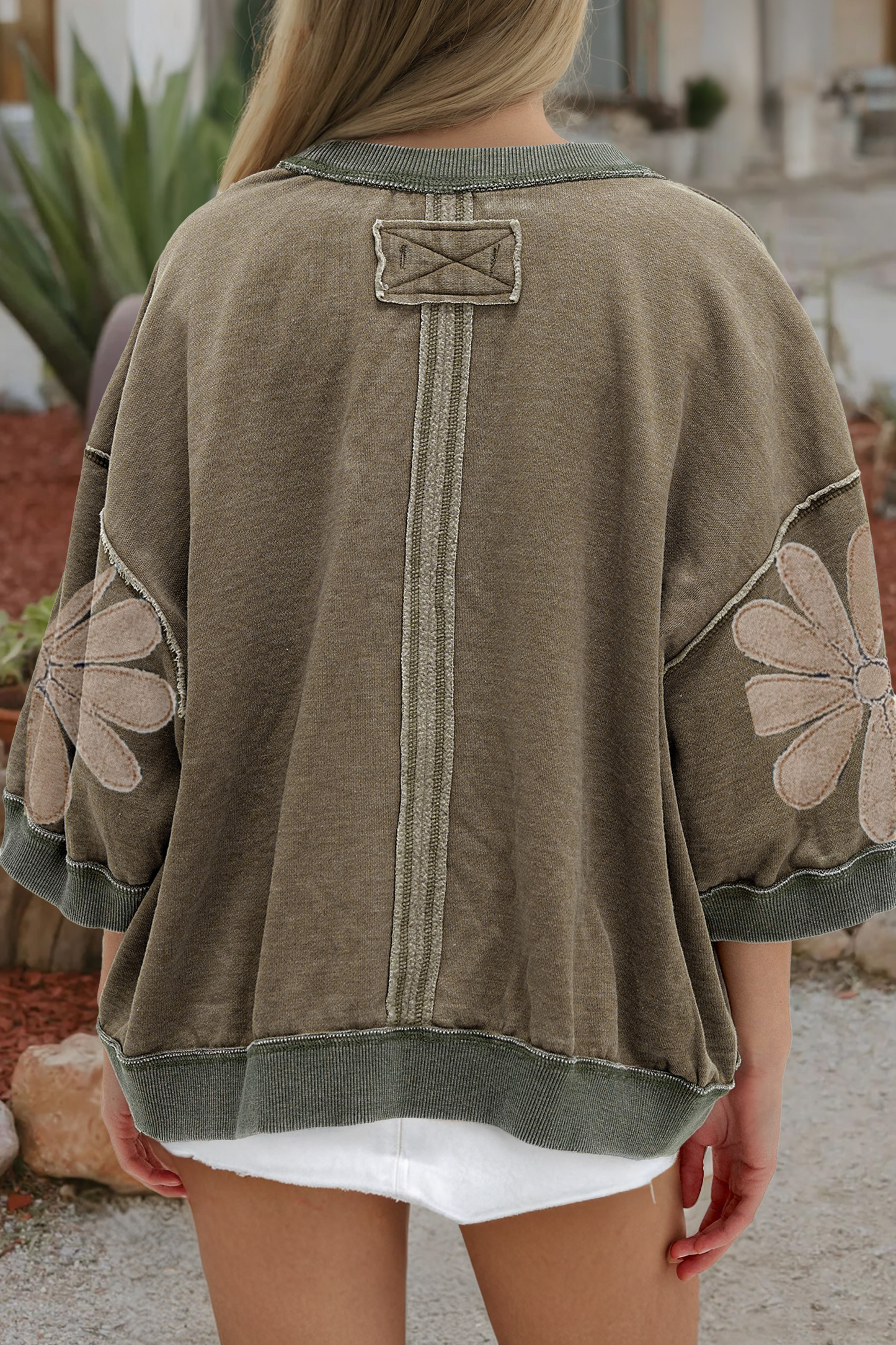 Sagebrush Daisy Pullover