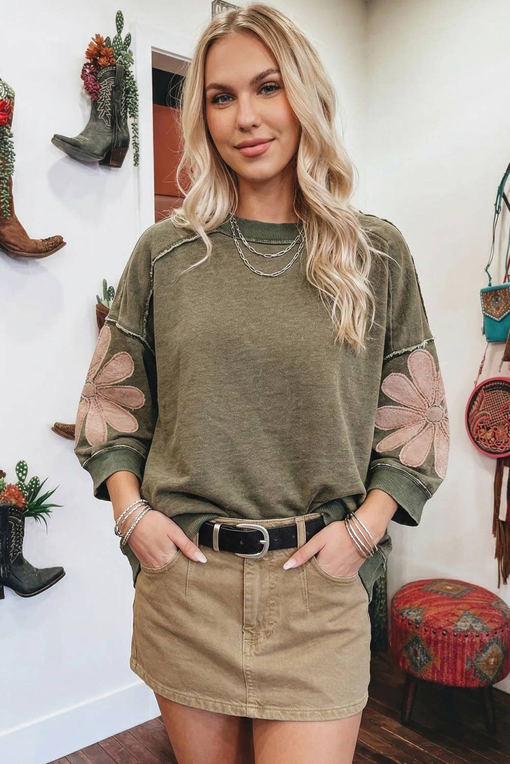 Sagebrush Daisy Pullover