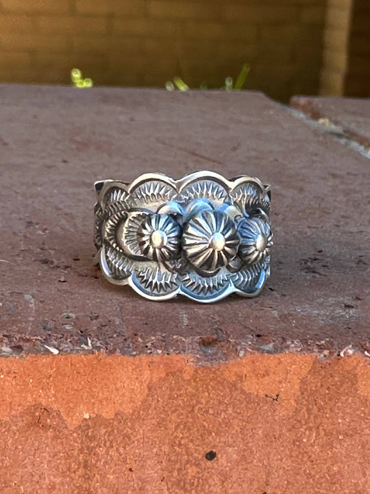 The Cassidy Sterling Flower Cigar Band Ring: 7 Ring 112