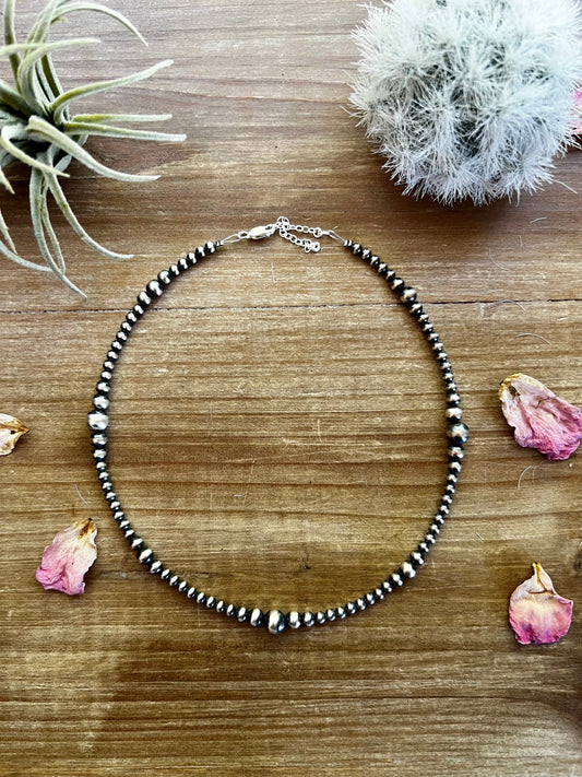 Graduated Sterling Silver pearls choker necklace